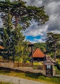 Crkva brvnara u Dobroselici Zlatibor